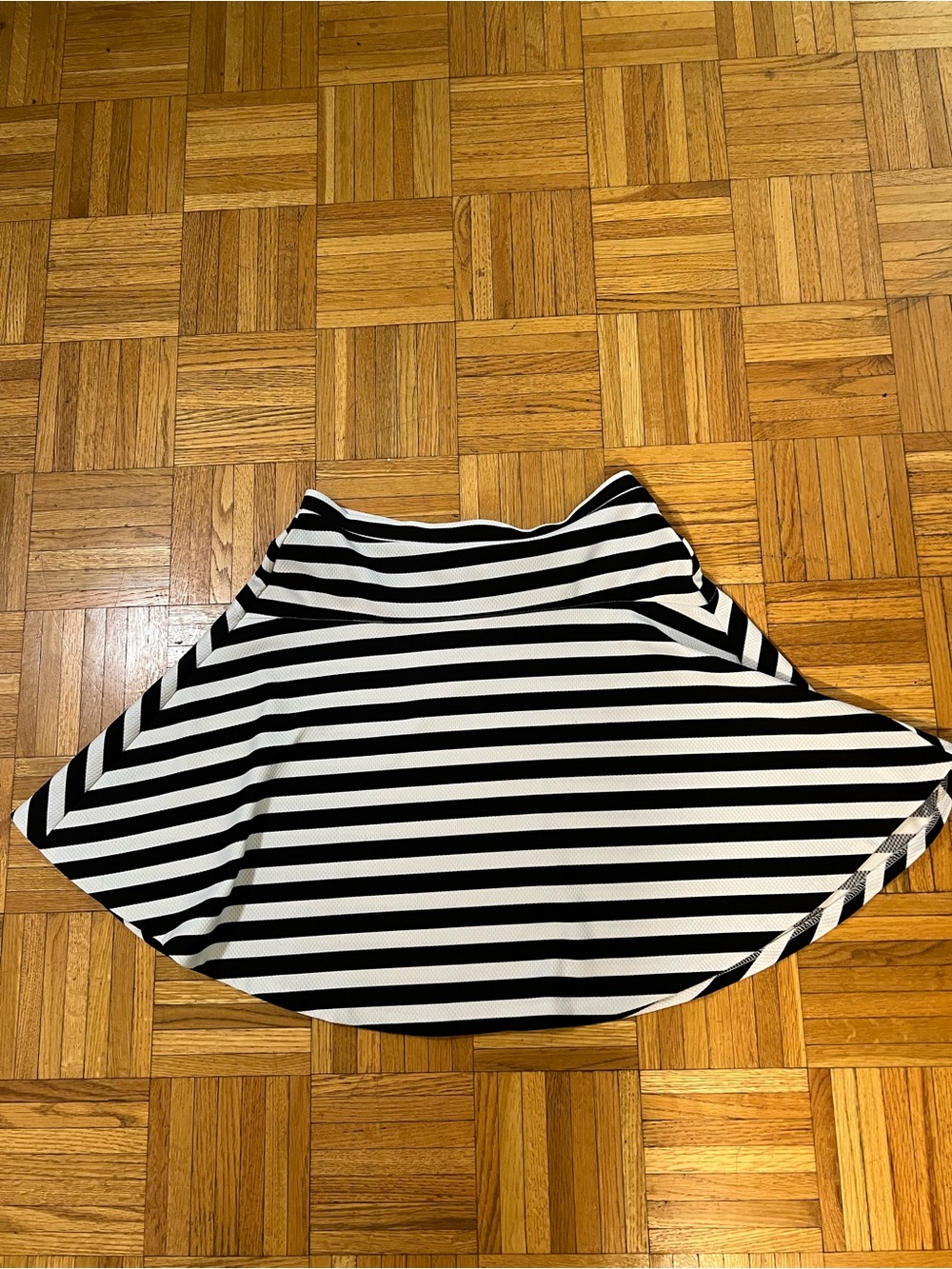Downtown Girlie Philosophy Black and White Striped Mini Skirt size Medium